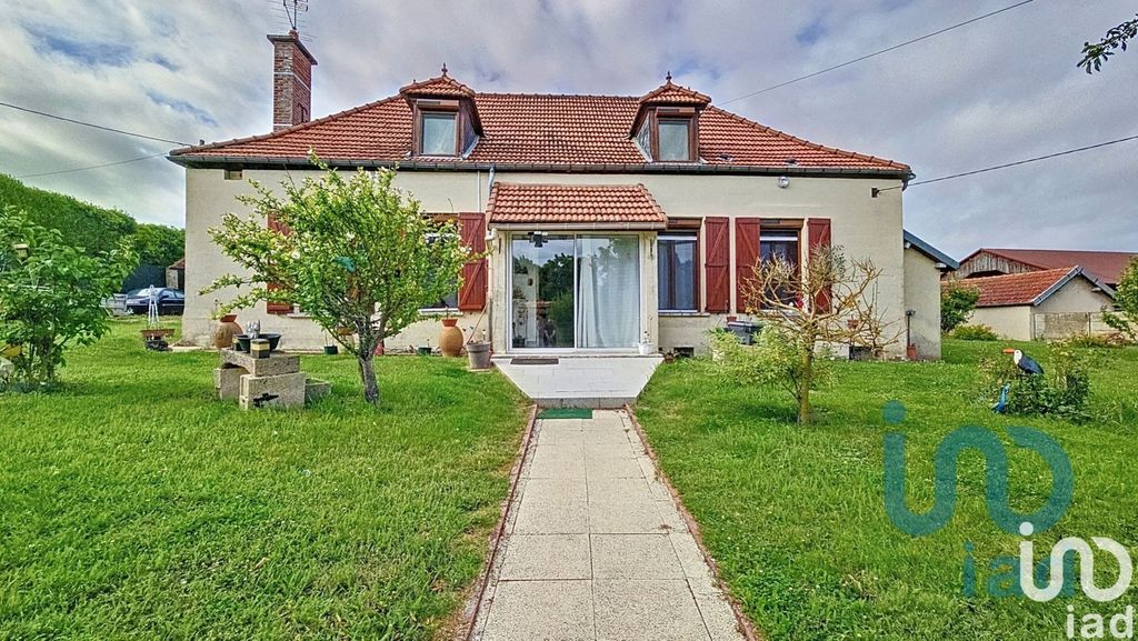 Achat maison à vendre 4 chambres 148 m² - Charny-le-Bachot