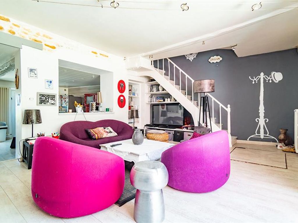 Achat maison à vendre 2 chambres 96 m² - Poitiers