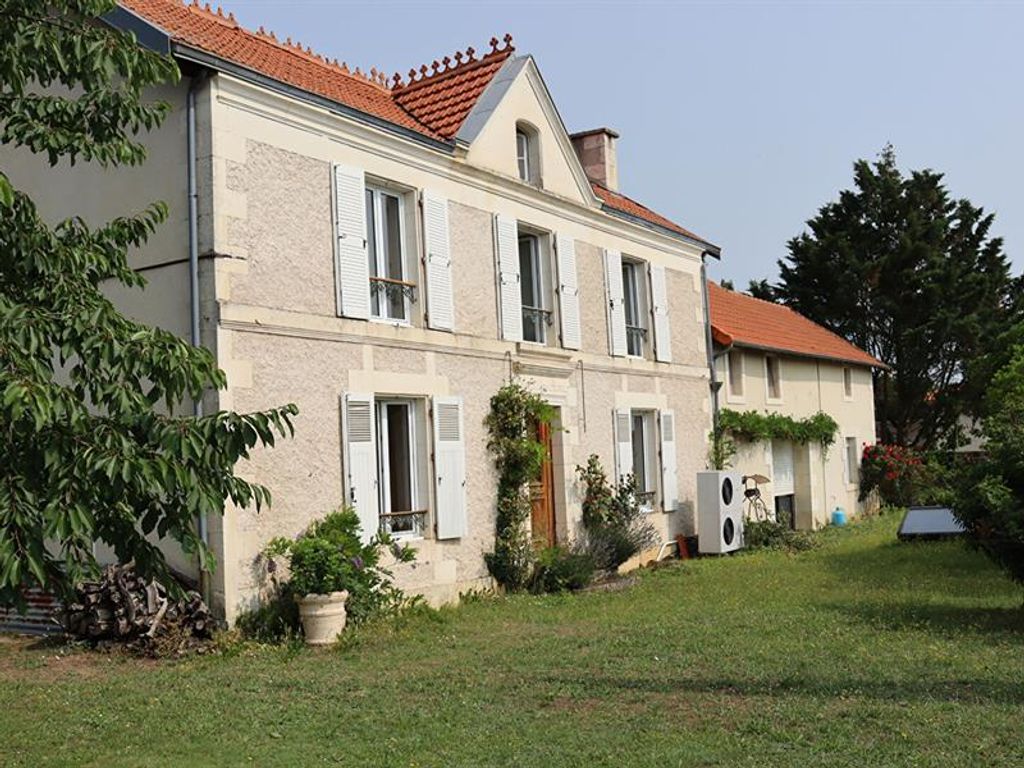 Achat maison 6 chambre(s) - Quinçay