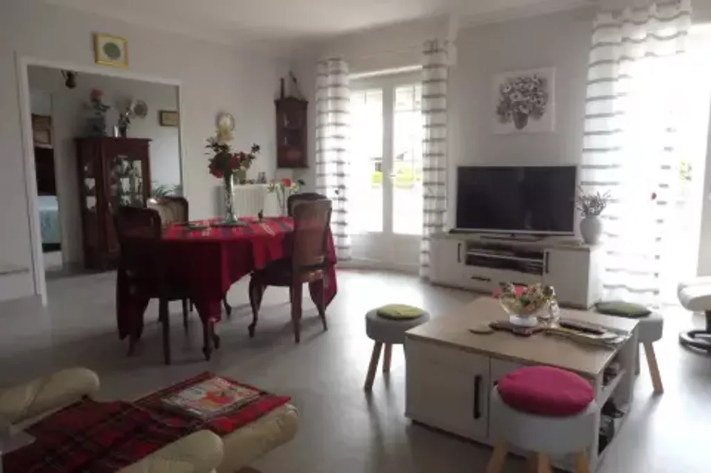 Achat maison à vendre 4 chambres 145 m² - Meschers-sur-Gironde