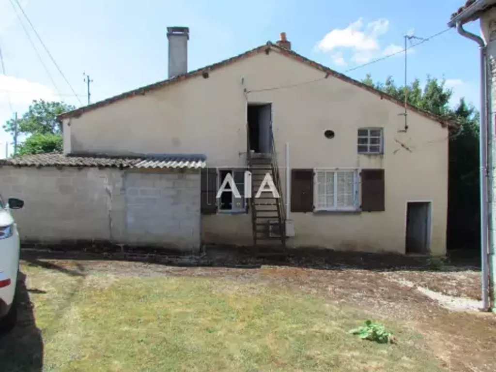 Achat maison 1 chambre(s) - Ruffec