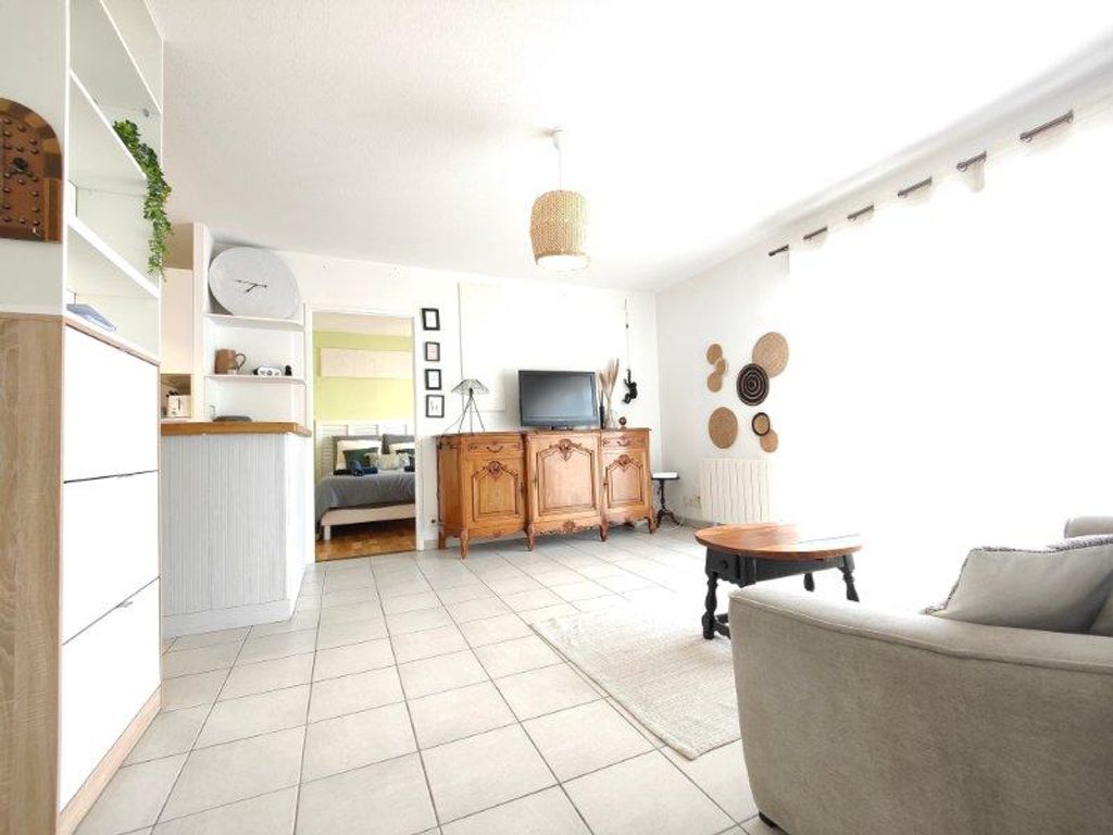 Achat appartement à vendre 2 pièces 45 m² - Le Haillan