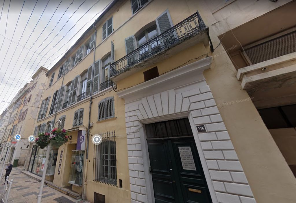 Achat appartement à vendre 2 pièces 62 m² - Toulon