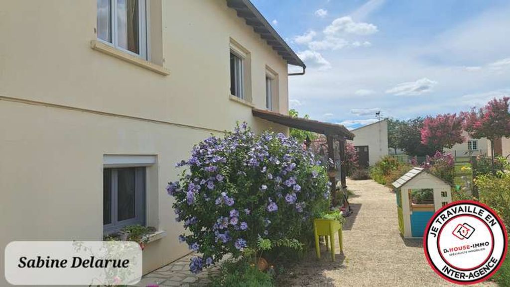 Achat maison à vendre 5 chambres 132 m² - Tonnay-Charente