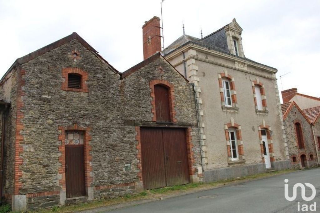 Achat maison à vendre 5 chambres 126 m² - Chemillé-en-Anjou