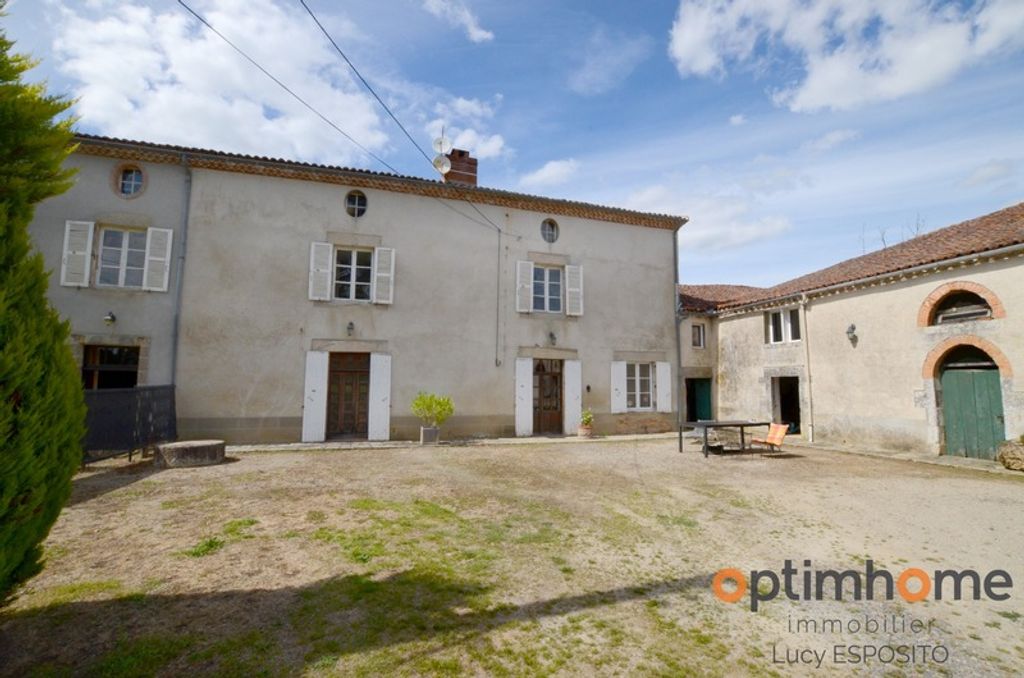 Achat maison à vendre 5 chambres 240 m² - Brigueuil