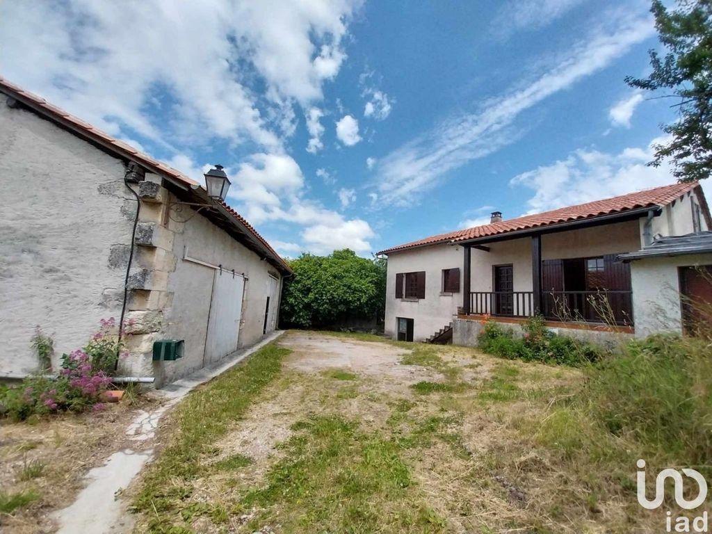 Achat maison à vendre 4 chambres 127 m² - Ribérac