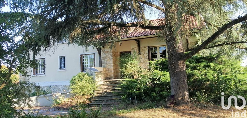 Achat maison à vendre 5 chambres 158 m² - Bergerac