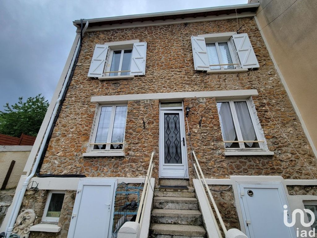 Achat maison à vendre 3 chambres 123 m² - Corbeil-Essonnes