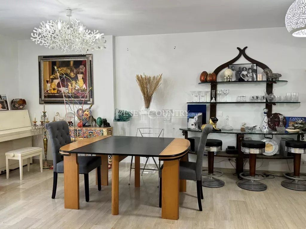 Achat appartement à vendre 5 pièces 131 m² - Cannes