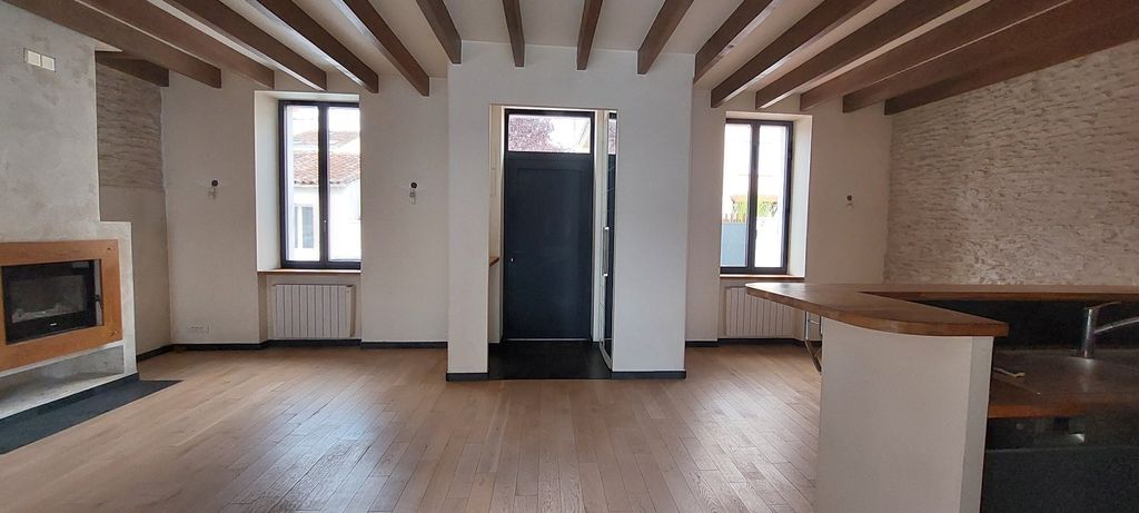 Achat maison à vendre 3 chambres 165 m² - Cognac