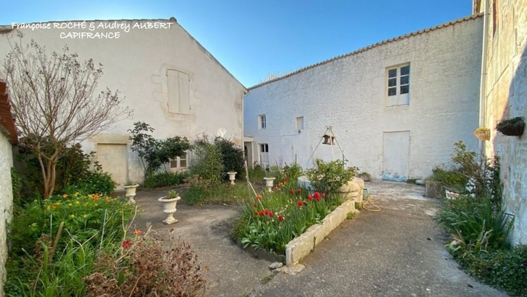 Achat maison à vendre 4 chambres 150 m² - Taillebourg