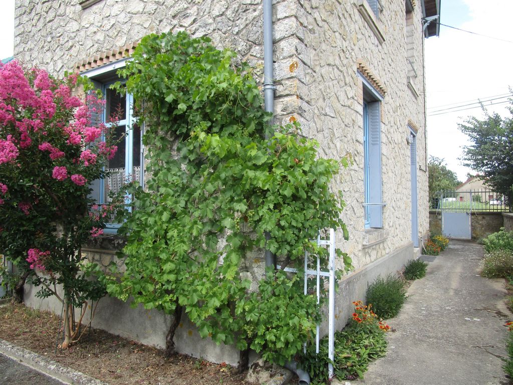 Achat maison à vendre 2 chambres 80 m² - Le Pêchereau