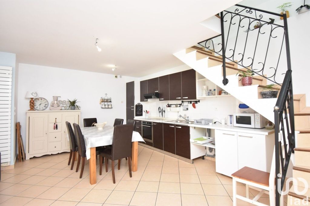 Achat maison à vendre 3 chambres 74 m² - Gretz-Armainvilliers