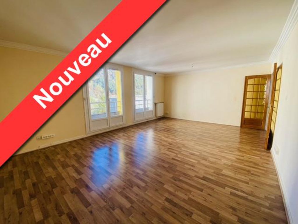 Achat appartement à vendre 3 pièces 79 m² - Le Chambon-Feugerolles