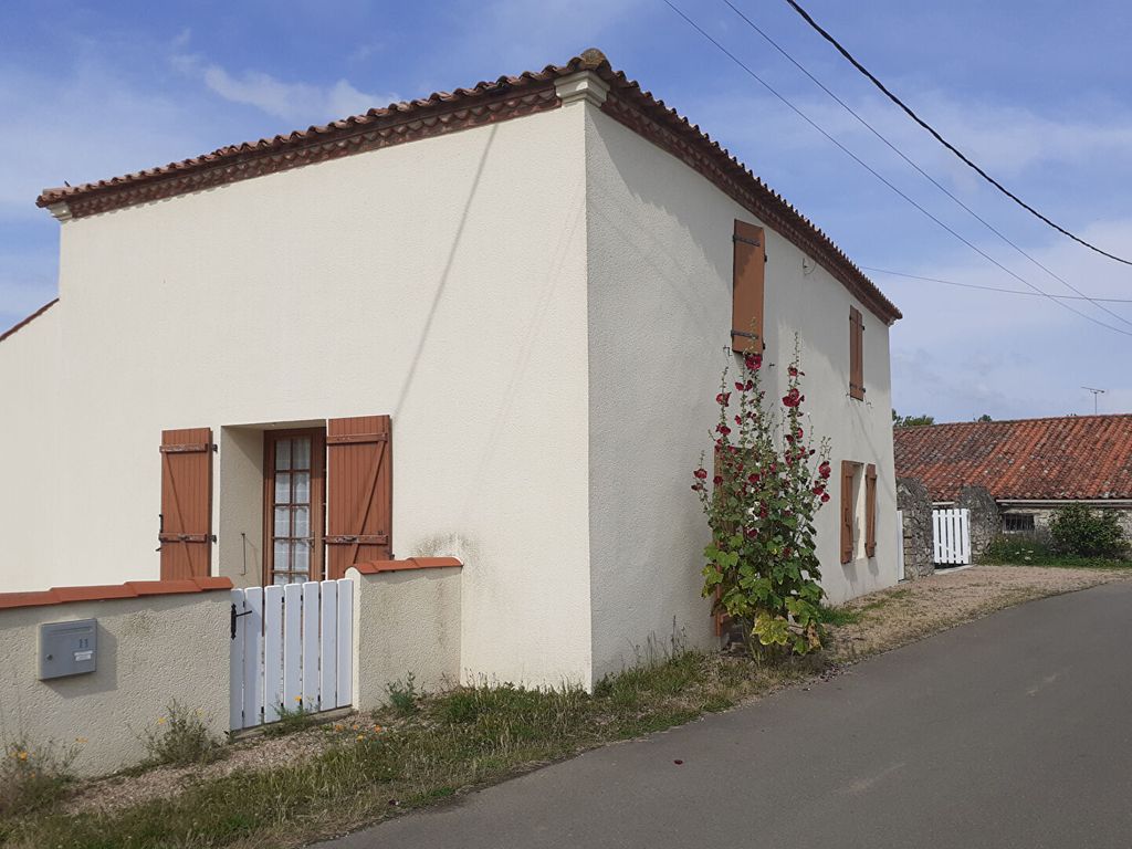 Achat maison 3 chambre(s) - Saint-Hilaire-la-Forêt