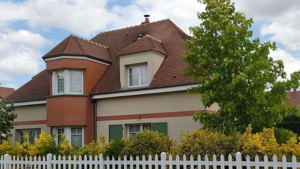 Achat maison à vendre 4 chambres 165 m² - Bailly-Romainvilliers