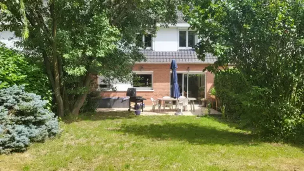 Achat maison à vendre 4 chambres 100 m² - Neuville-en-Ferrain