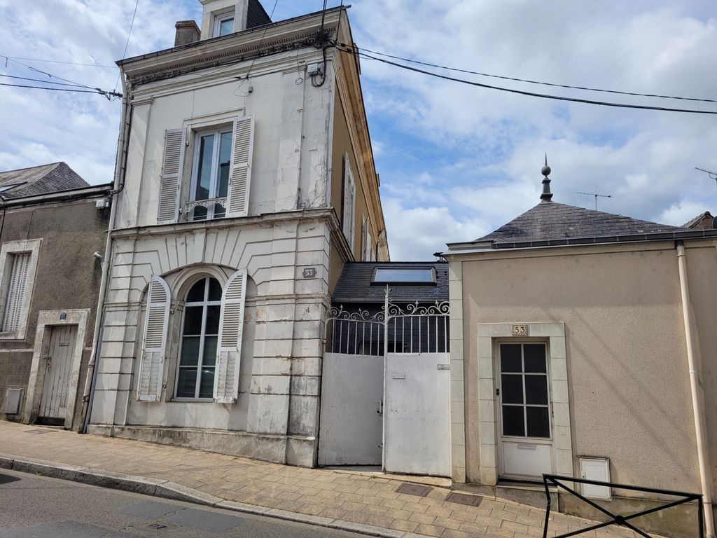 Achat maison à vendre 3 chambres 141 m² - Sablé-sur-Sarthe