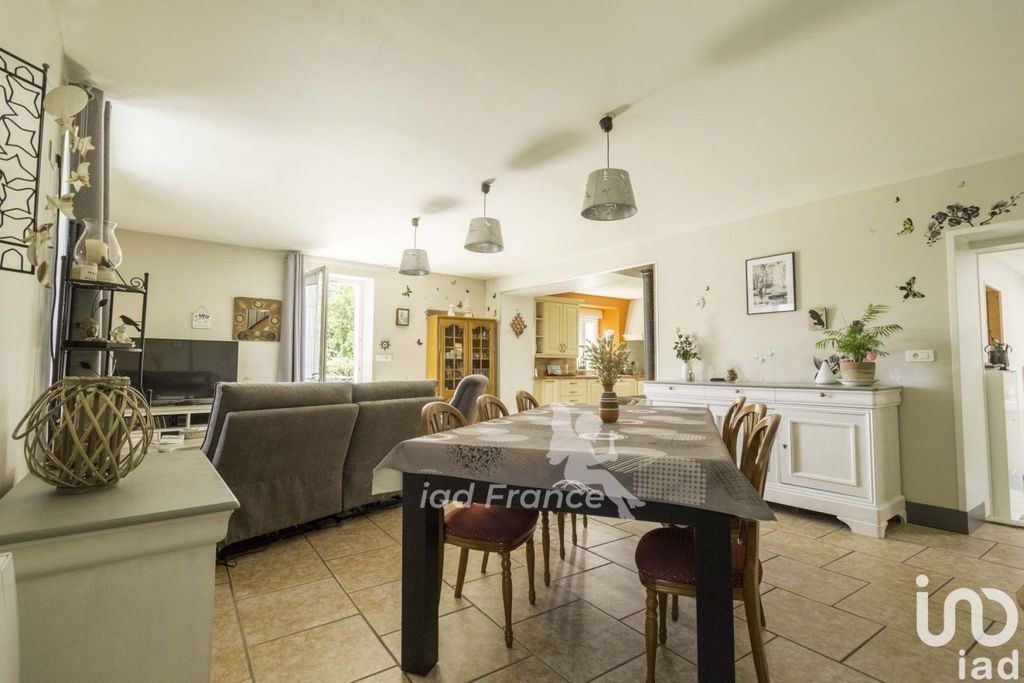 Achat maison à vendre 4 chambres 177 m² - Le Langon