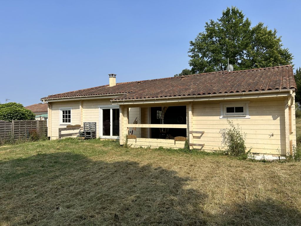 Achat maison à vendre 2 chambres 99 m² - Celle-Lévescault