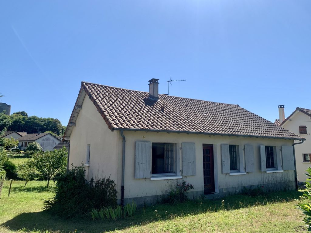 Achat maison à vendre 2 chambres 80 m² - Châlus