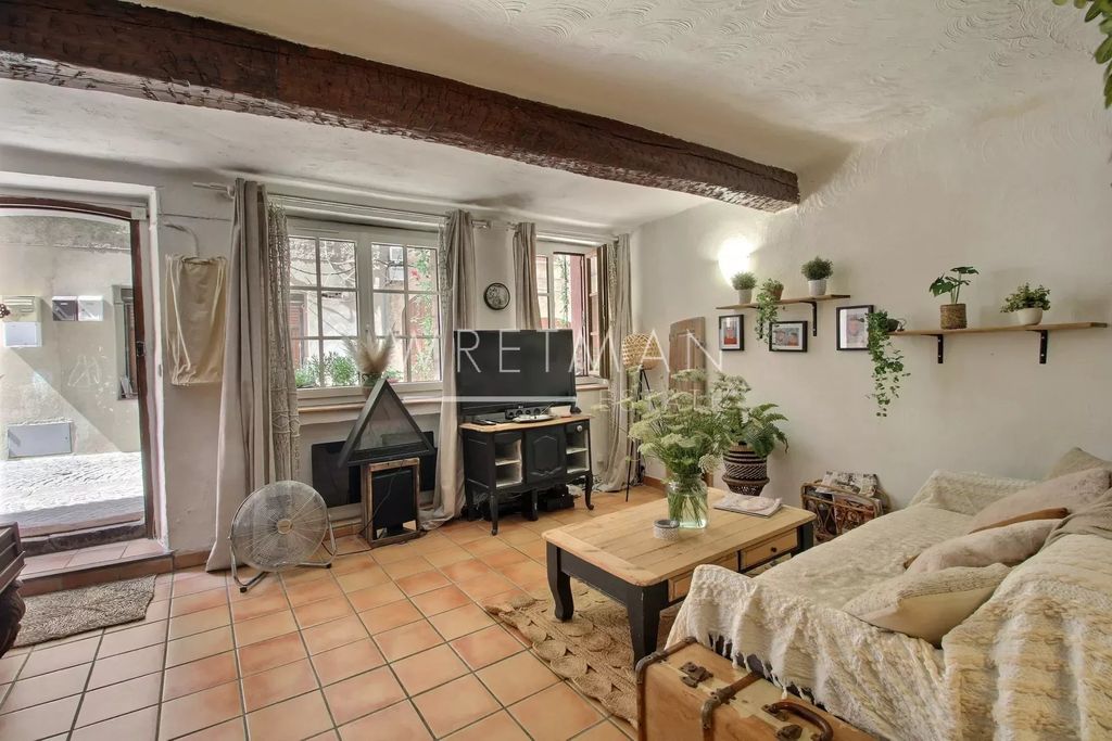 Achat maison à vendre 2 chambres 103 m² - Montauroux