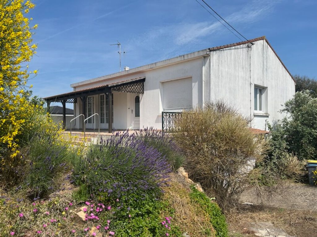 Achat maison à vendre 4 chambres 170 m² - Les Sables-d'Olonne