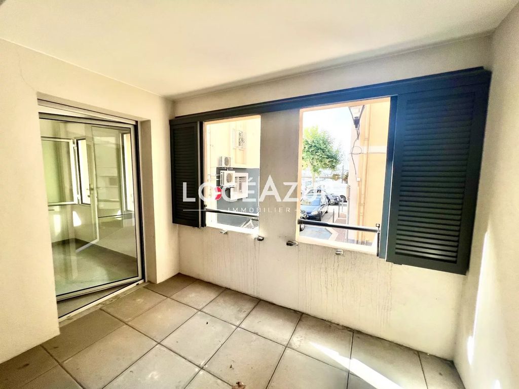 Achat appartement à vendre 2 pièces 39 m² - Vallauris