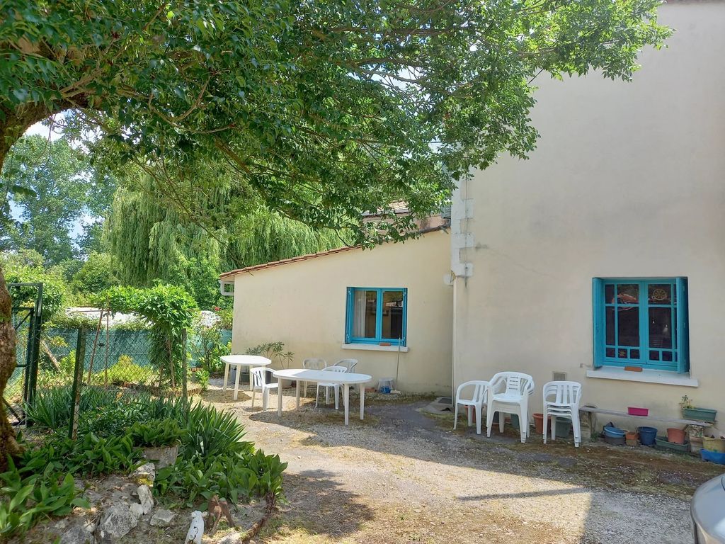 Achat maison à vendre 4 chambres 103 m² - Gourville