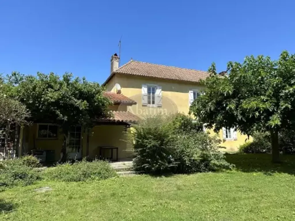 Achat maison à vendre 3 chambres 160 m² - Bégole