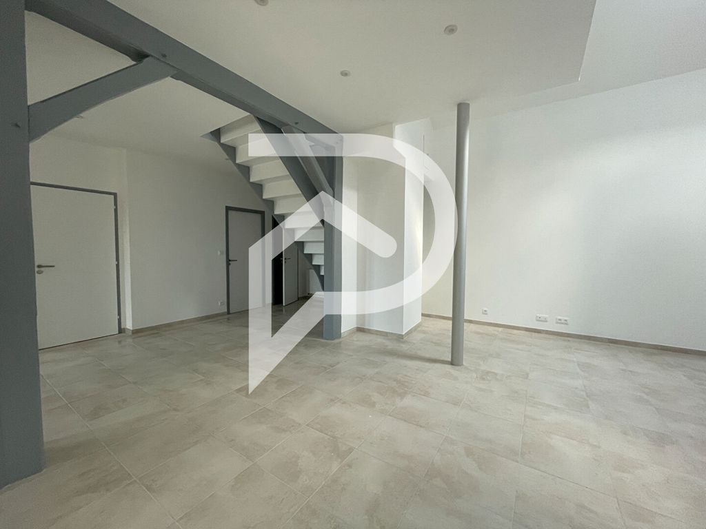 Achat loft à vendre 5 pièces 109 m² - Troyes