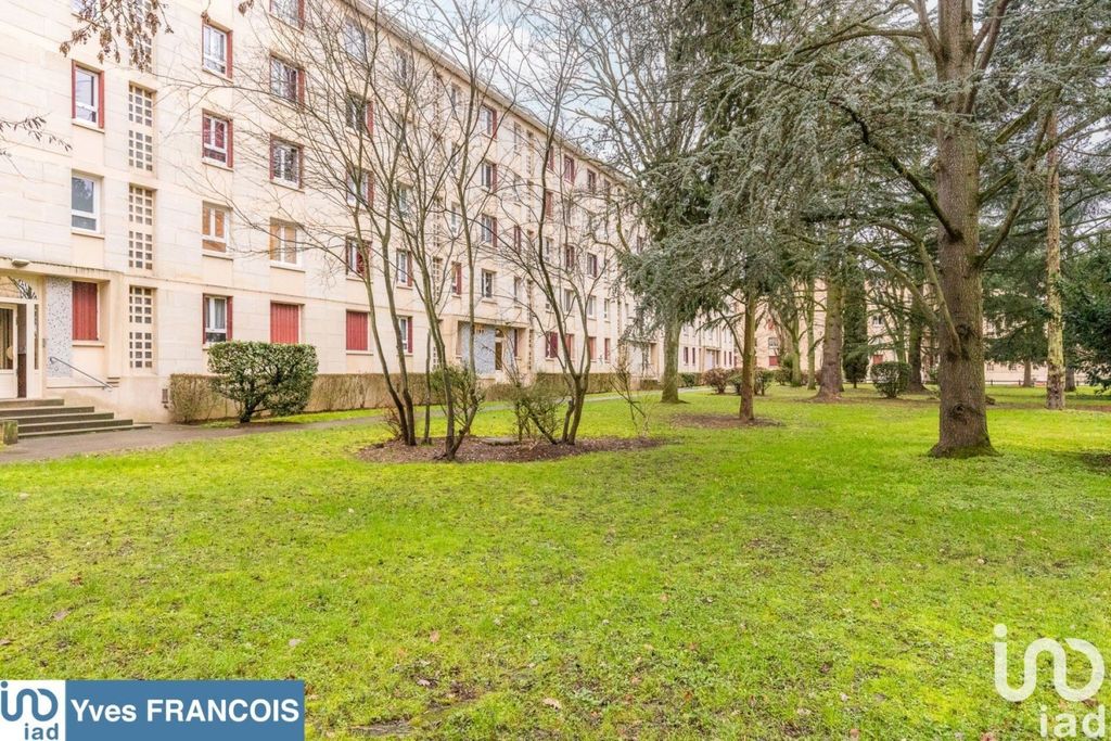 Achat appartement à vendre 4 pièces 66 m² - Sainte-Geneviève-des-Bois