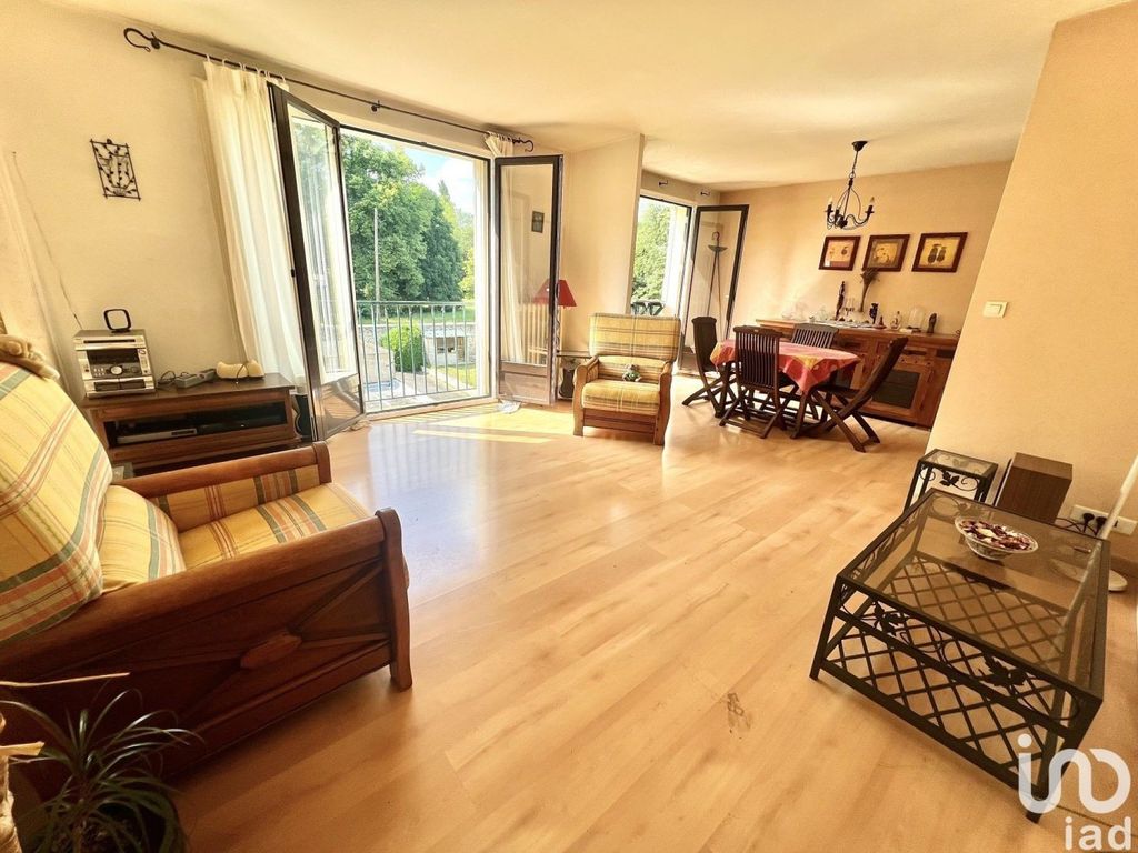 Achat appartement à vendre 3 pièces 66 m² - Trappes