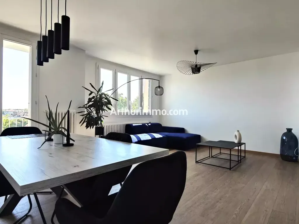 Achat appartement à vendre 3 pièces 67 m² - Thiais