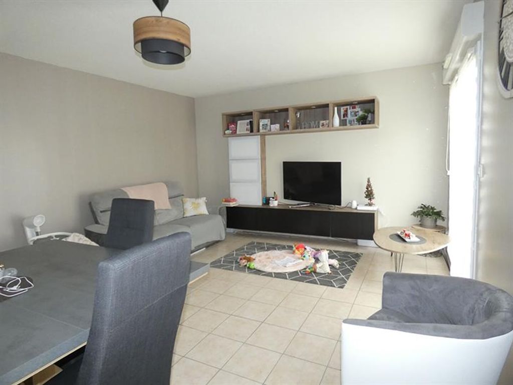 Achat maison à vendre 3 chambres 83 m² - Beaurains