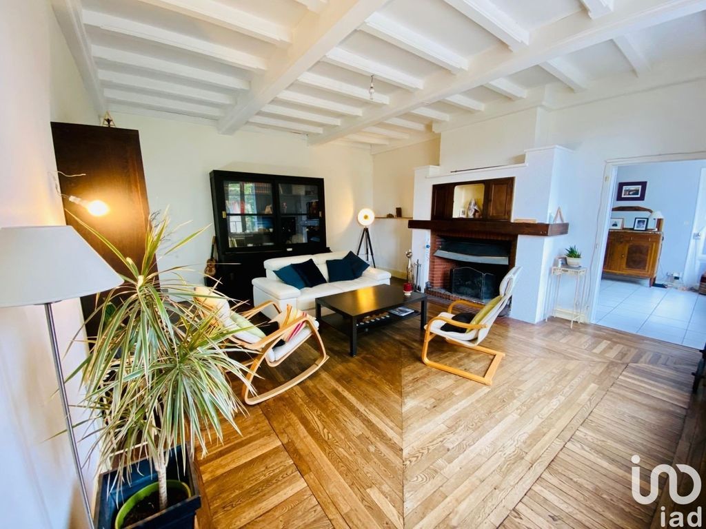 Achat maison à vendre 4 chambres 220 m² - Saint-Quentin