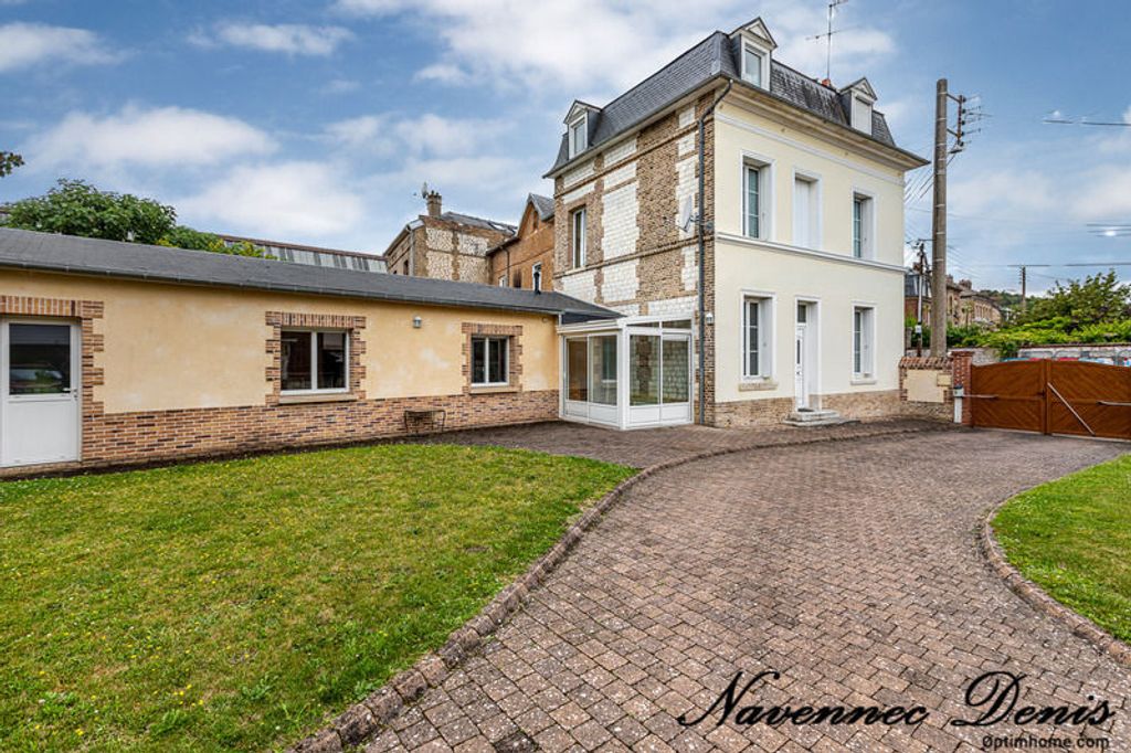 Achat maison à vendre 5 chambres 160 m² - Saint-Pierre-lès-Elbeuf