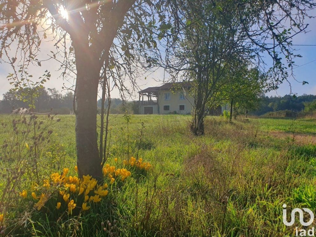 Achat maison à vendre 4 chambres 100 m² - Bonneville-et-Saint-Avit-de-Fumadières