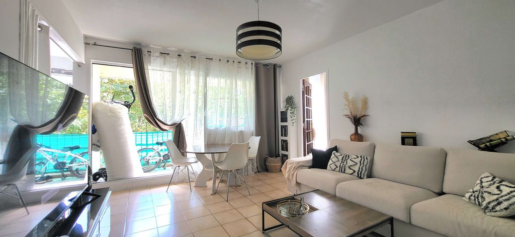 Achat appartement à vendre 4 pièces 79 m² - Les Mureaux