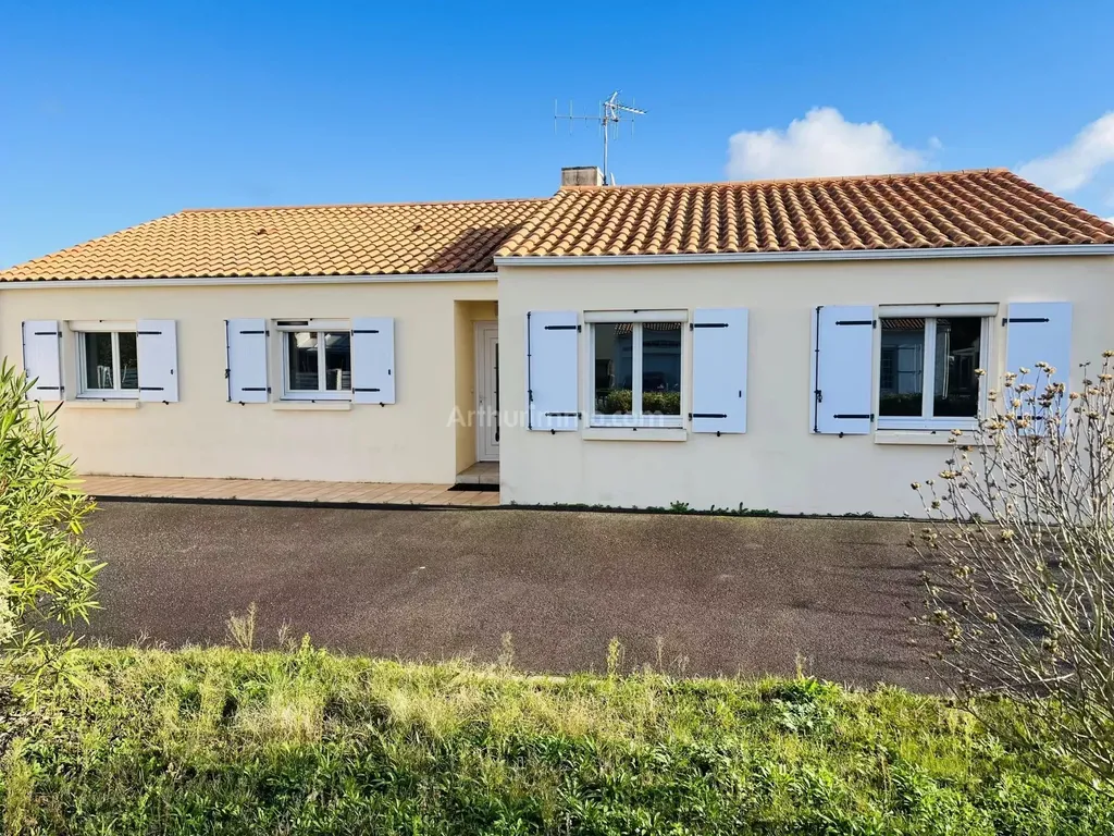 Achat maison à vendre 4 chambres 114 m² - Talmont-Saint-Hilaire