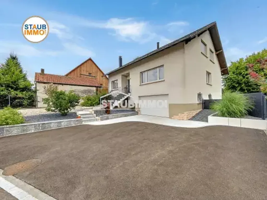 Achat maison à vendre 6 chambres 194 m² - Hagenthal-le-Bas