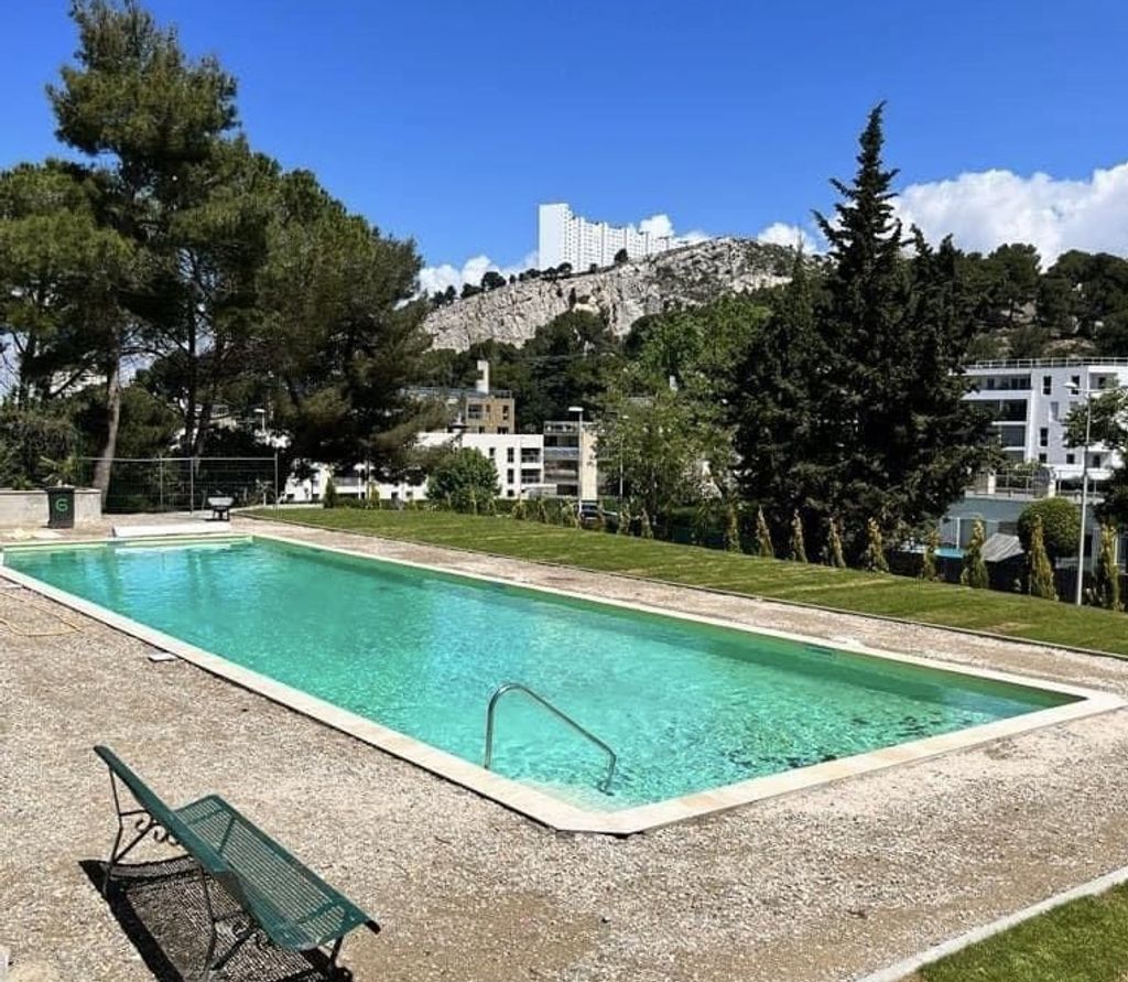 Achat appartement à vendre 3 pièces 64 m² - Marseille 9ème arrondissement