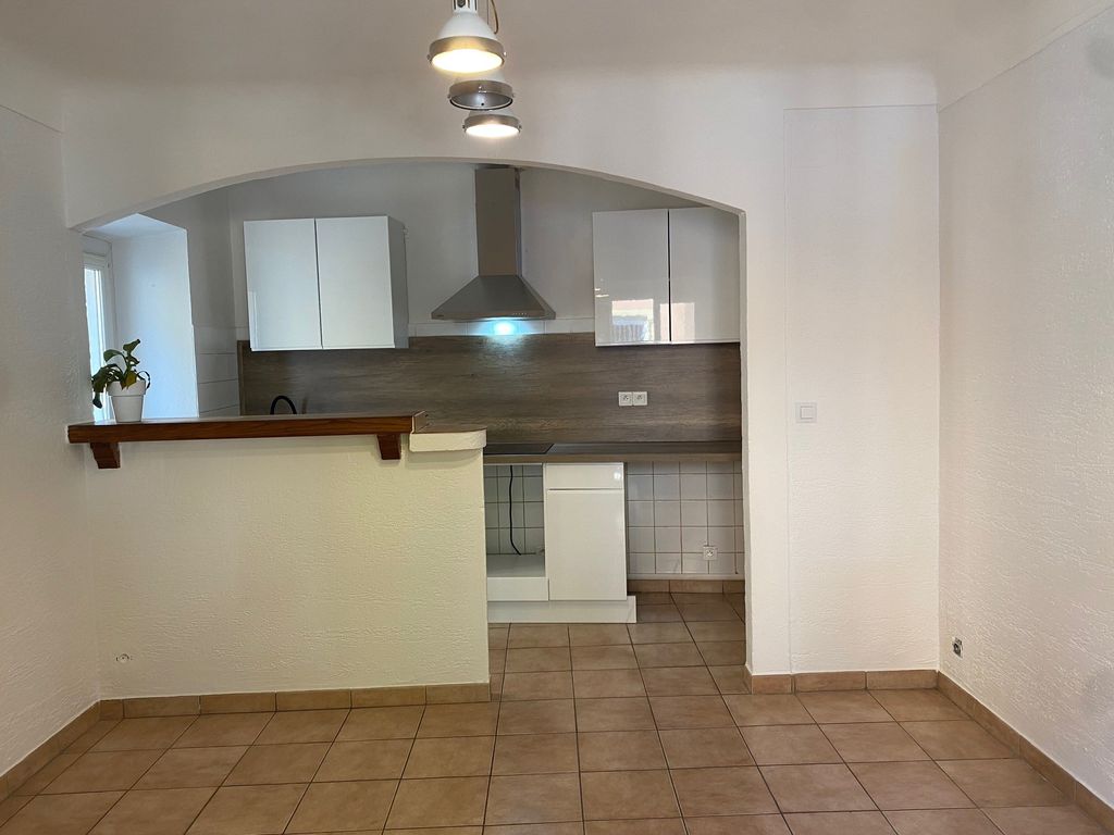 Achat maison à vendre 3 chambres 60 m² - Saint-Vallier-de-Thiey