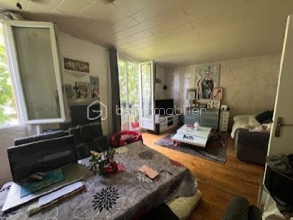 Achat appartement à vendre 4 pièces 64 m² - Viry-Châtillon