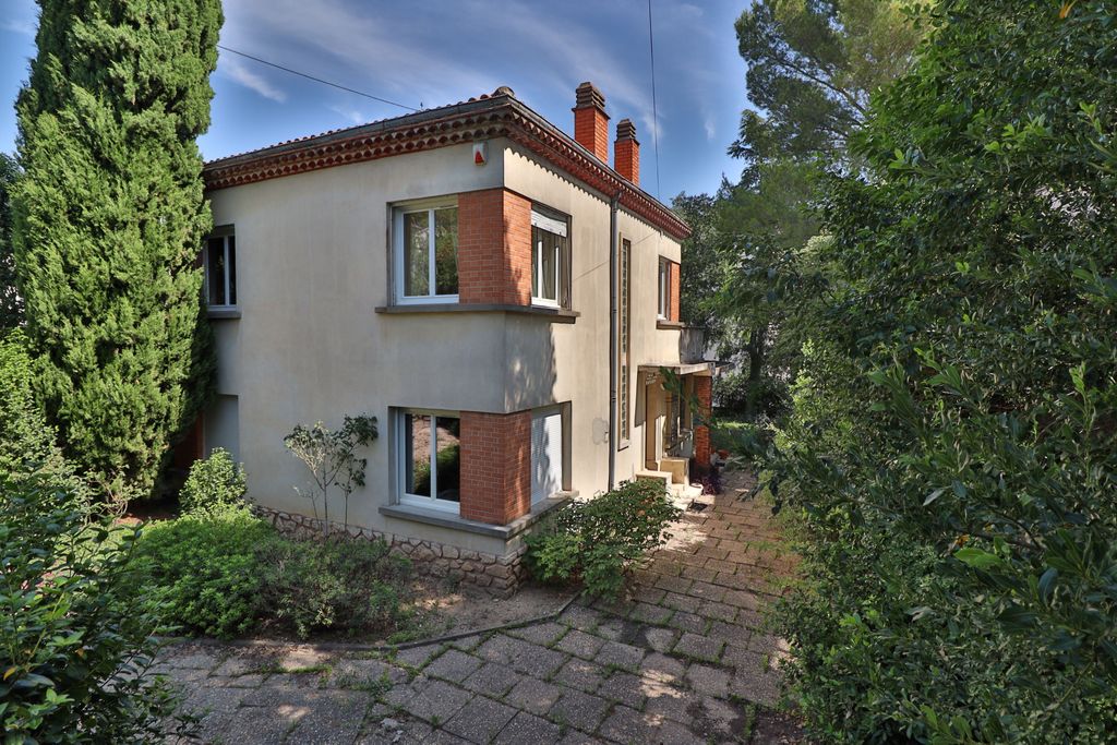 Achat maison à vendre 4 chambres 150 m² - Nîmes