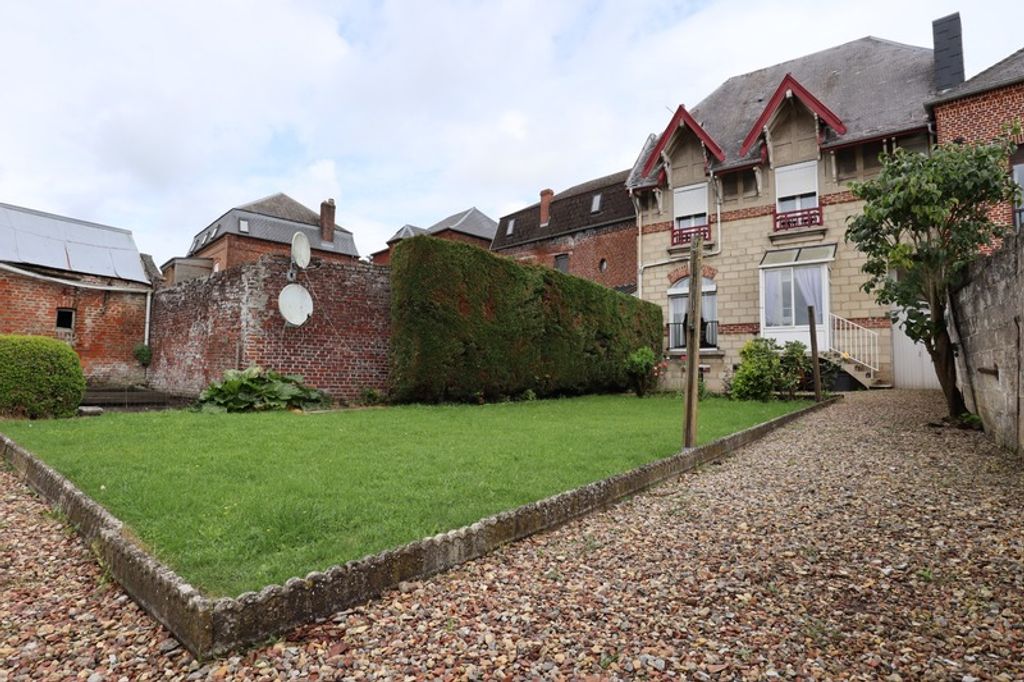 Achat maison à vendre 3 chambres 115 m² - Avesnes-sur-Helpe