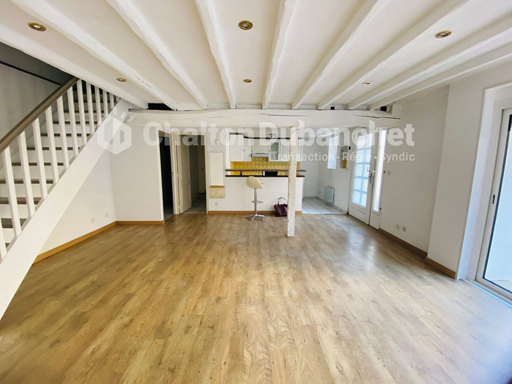 Achat maison à vendre 2 chambres 84 m² - Roanne