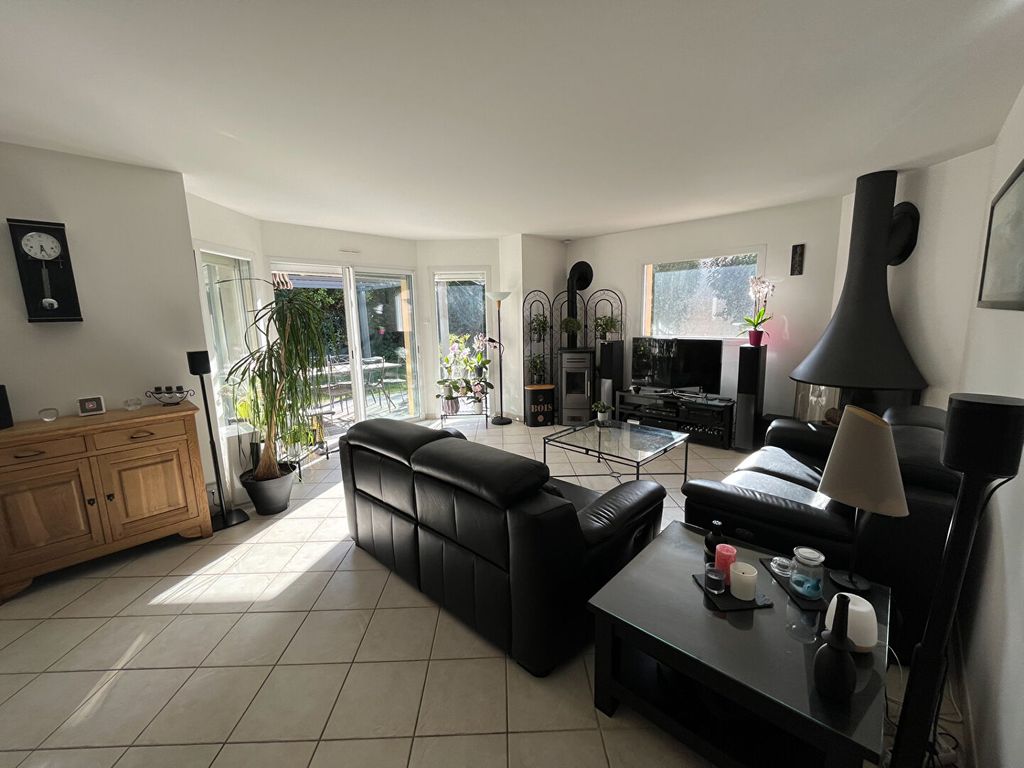 Achat maison à vendre 5 chambres 140 m² - Saint-Mars-du-Désert