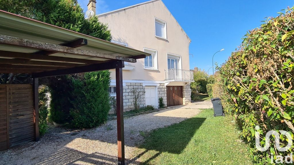 Achat maison à vendre 3 chambres 103 m² - Aix-Villemaur-Pâlis